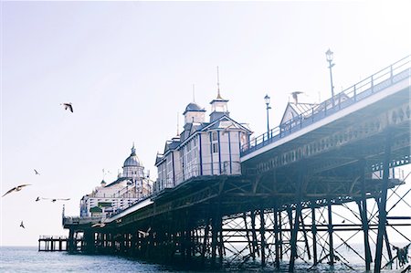 sussex - Eastbourne Pier, Sussex, United Kingdom Foto de stock - Sin royalties Premium, Código: 649-08703052