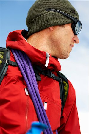 simsearch:649-08765875,k - Portrait of mountaineer looking away Foto de stock - Royalty Free Premium, Número: 649-08765855