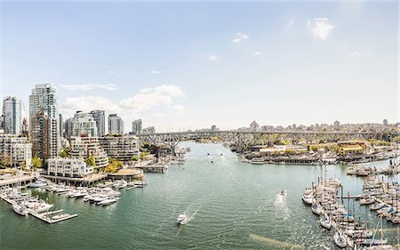skyline - Elevated view of harbour, bridge and marina yachts, Vancouver, Canada Stock Photo - Premium Royalty-Free, Code: 649-08825231
