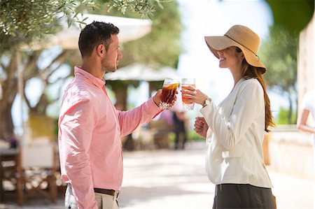 simsearch:614-09211901,k - Couple making a toast on arrival to boutique hotel, Majorca, Spain Stockbilder - Premium RF Lizenzfrei, Bildnummer: 649-08840858