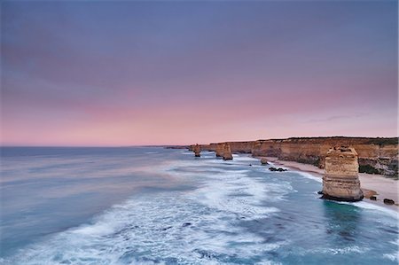 12 Apostles, Princetown, Victoria, Australia Stock Photo - Premium Royalty-Free, Code: 649-08894676