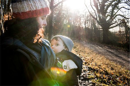 simsearch:649-08894795,k - Mother holding baby boy, outdoors Photographie de stock - Premium Libres de Droits, Code: 649-08894796