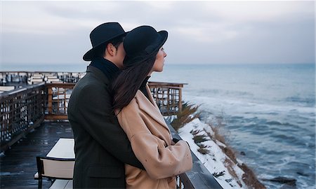 simsearch:649-08894835,k - Couple on winter vacation, Odessa, Ukraine Stock Photo - Premium Royalty-Free, Code: 649-08894839