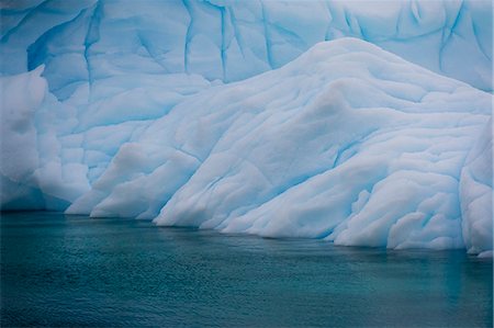 Iceberg detail, Lemaire channel, Antarctic Foto de stock - Sin royalties Premium, Código: 649-08895077