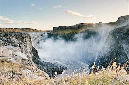 simsearch:649-08714235,k - Waterfall Dettifoss, Vatnajokull National Park, Iceland Foto de stock - Sin royalties Premium, Código: 649-08895149