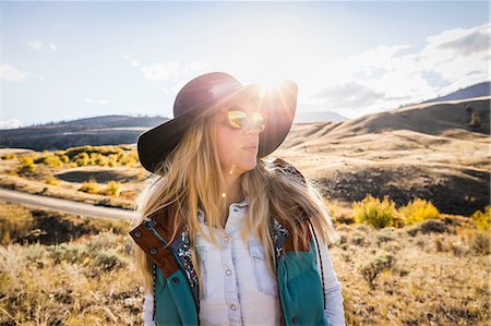 Woman hiking, Trans Canada Highway, near Kamloops, Boston Flats, British Columbia, Canada Stock Photo - Premium Royalty-Free, Code: 649-08901658