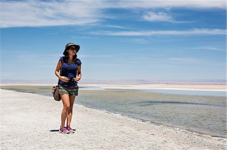 simsearch:649-08924041,k - Woman by lake, San Pedro de Atacama, Chile Stockbilder - Premium RF Lizenzfrei, Bildnummer: 649-08924062