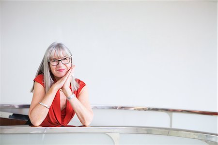 portrait confident women wearing glasses - Portrait of businesswoman Stock Photo - Premium Royalty-Free, Code: 649-08950280