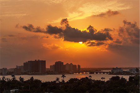 Sunset over Miami Beach, Florida, USA Stock Photo - Premium Royalty-Free, Code: 649-09004518