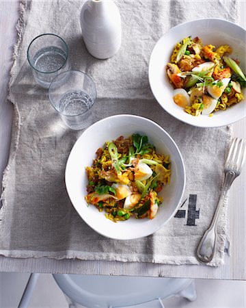 eggs on table - Plate of eggs and salad Stock Photo - Premium Royalty-Free, Code: 649-09003160