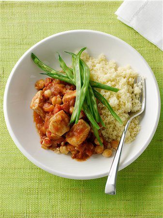 Bowl of cous cous with green beans Stock Photo - Premium Royalty-Free, Code: 649-09003523