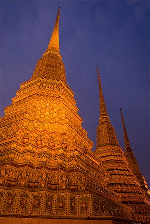 Ornate carved spires lit up at night Stock Photo - Premium Royalty-Free, Code: 649-09003817