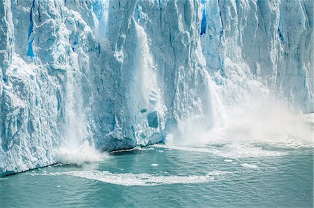 province de santa cruz - Ice from Perito Moreno Glacier falling into Lake Argentino, Los Glaciares National Park, Patagonia, Chile Photographie de stock - Premium Libres de Droits, Code: 649-09016632