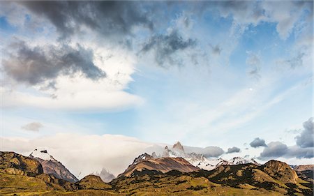 simsearch:649-08632458,k - View of Fitz Roy mountain range in Los Glaciares National Park, Patagonia, Argentina Photographie de stock - Premium Libres de Droits, Code: 649-09016707