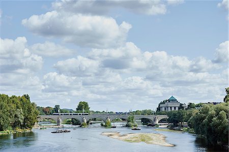 View of Wilson Bridge over Loire river, Tours, Loire Valley, France Stock Photo - Premium Royalty-Free, Code: 649-09036044