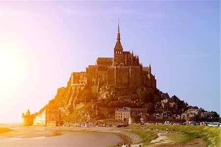 simsearch:649-09035497,k - View of beach and Mont Saint-Michel, Normandy, France Foto de stock - Sin royalties Premium, Código: 649-09036364