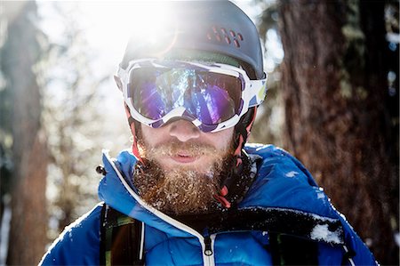 ski goggles - Portrait of skier, outdoors, close-up Foto de stock - Sin royalties Premium, Código: 649-09078181