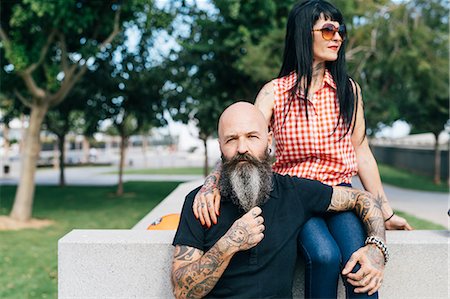 simsearch:649-09123411,k - Mature hipster couple in park, portrait, Valencia, Spain Stock Photo - Premium Royalty-Free, Code: 649-09123427