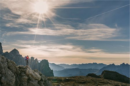 simsearch:649-09149419,k - Hiker enjoying view, Dolomites near Cortina d'Ampezzo, Veneto, Italy Photographie de stock - Premium Libres de Droits, Code: 649-09149414