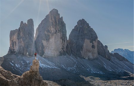 simsearch:649-09149419,k - Hiker enjoying view, Dolomites near Cortina d'Ampezzo, Veneto, Italy Photographie de stock - Premium Libres de Droits, Code: 649-09149418