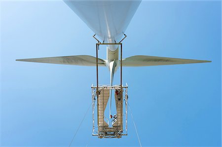 Maintenance work on blades of wind turbine, Biddinghuizen, Flevoland, Netherlands Stock Photo - Premium Royalty-Free, Code: 649-09166905