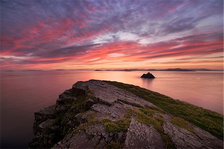 simsearch:649-09167059,k - Skellig Michael at sunset, Portmagee, Kerry, Ireland Foto de stock - Sin royalties Premium, Código: 649-09167074