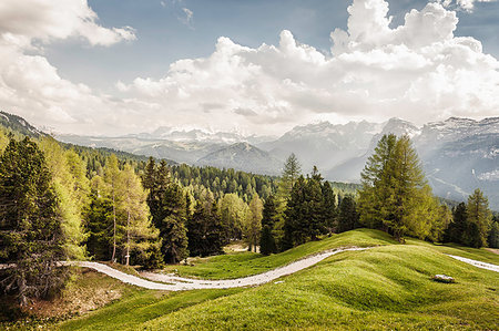 simsearch:649-09207153,k - Scenic view, Heiligkreuz, Alta Badia South Tyrol, Italy Foto de stock - Royalty Free Premium, Número: 649-09207311