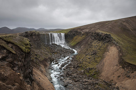 Waterfall, Fjallabak, Highlands of Iceland Photographie de stock - Premium Libres de Droits, Code: 649-09207952