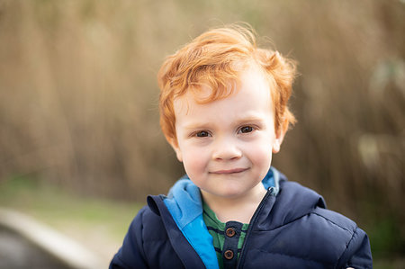 simsearch:649-09251433,k - Portrait of boy with red hair Photographie de stock - Premium Libres de Droits, Code: 649-09251418