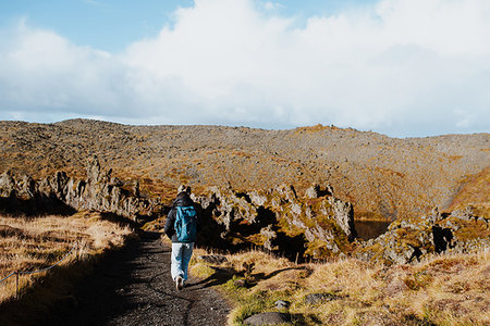 simsearch:649-08703001,k - Tourist hiking on trail between lava rocks, Stykkishólmur, Snafellsnes- og Hnappadalssysla, Iceland Foto de stock - Sin royalties Premium, Código: 649-09251835