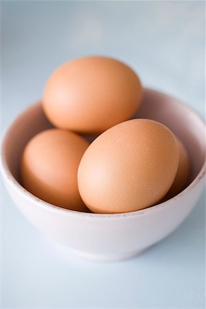 simsearch:649-06623037,k - Still-life eggs in a bowl Stock Photo - Premium Royalty-Free, Code: 649-02053956