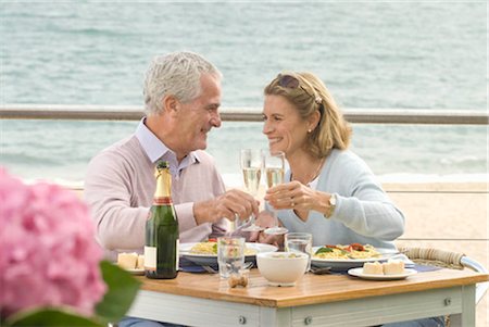 saint ives - Couple dining at seaside restaurant Stock Photo - Premium Royalty-Free, Code: 649-02666214