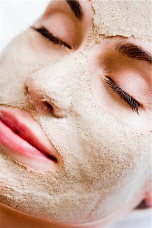 facial - Femme avec masque facial Photographie de stock - Premium Libres de Droits, Code: 649-02731256