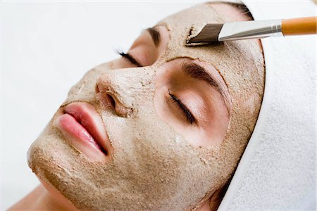 spa facial - Woman getting face mask Stock Photo - Premium Royalty-Free, Code: 649-02731257