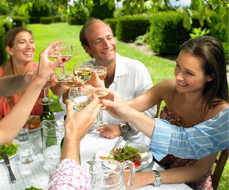 Lunch in the garden Stock Photo - Premium Royalty-Free, Code: 649-02731634