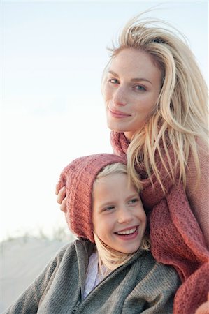 Mother and daughter on beach Stock Photo - Premium Royalty-Free, Code: 649-03466260