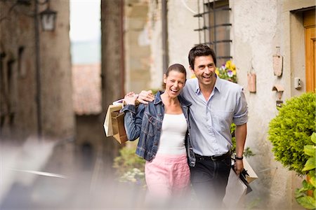 people shopping together - Business Toscana Stock Photo - Premium Royalty-Free, Code: 649-03621686