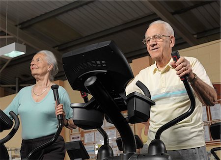 fit elderly - senior couple training at gym Stock Photo - Premium Royalty-Free, Code: 649-03666195