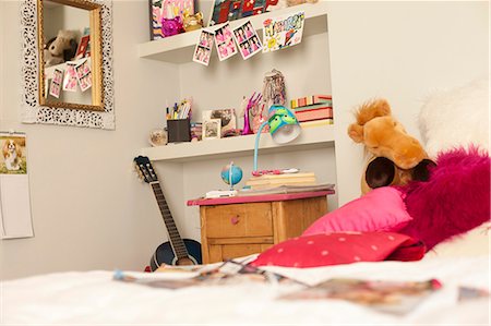 girls bedroom Stock Photo - Premium Royalty-Free, Code: 649-03818393