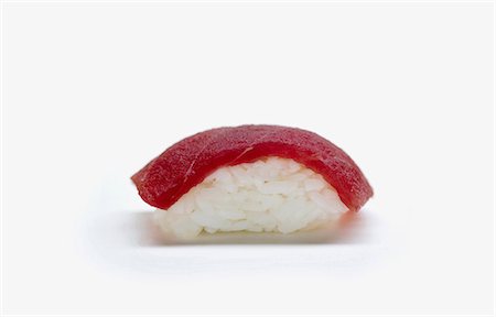 simsearch:649-05656794,k - Nahaufnahme von Stück Sushi Stockbilder - Premium RF Lizenzfrei, Bildnummer: 649-03858064
