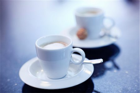 simsearch:649-06488893,k - Espresso cups on office desk Stock Photo - Premium Royalty-Free, Code: 649-03883588