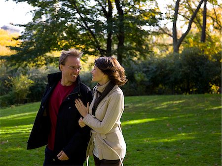 USA, New York City, Manhattan, Central Park, Mature couple in Central Park Stock Photo - Premium Royalty-Free, Code: 640-06050695