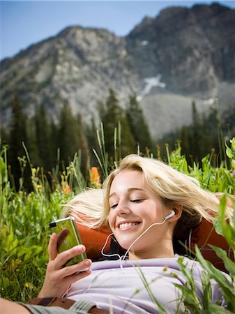 backpackers hiking through the wilderness Stock Photo - Premium Royalty-Free, Code: 640-06051639