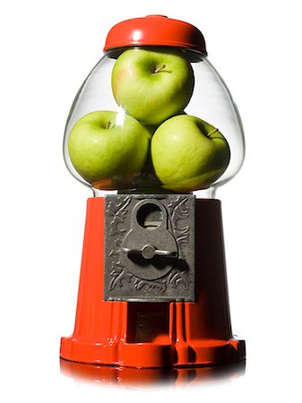 distributore di gomme da masticare - green apples in a gumball machine Fotografie stock - Premium Royalty-Free, Codice: 640-06052031