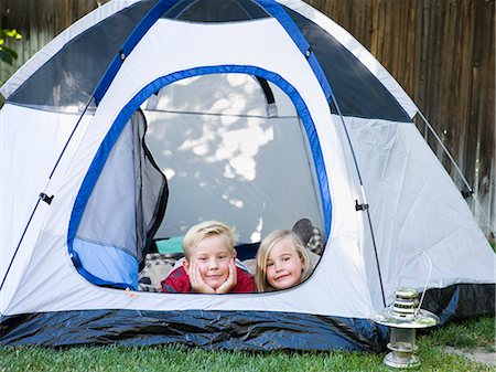 simsearch:640-08089629,k - brother and sister in a tent Stock Photo - Premium Royalty-Free, Code: 640-08089171