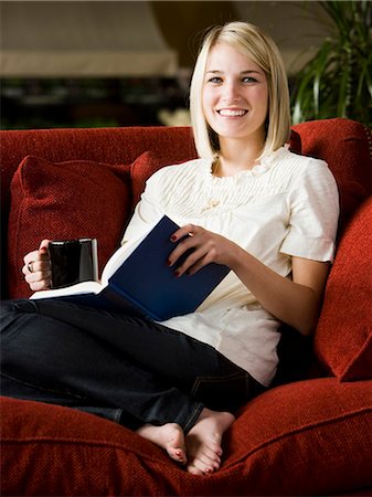 simsearch:640-06051904,k - woman reading on the couch Stock Photo - Premium Royalty-Free, Code: 640-08089525