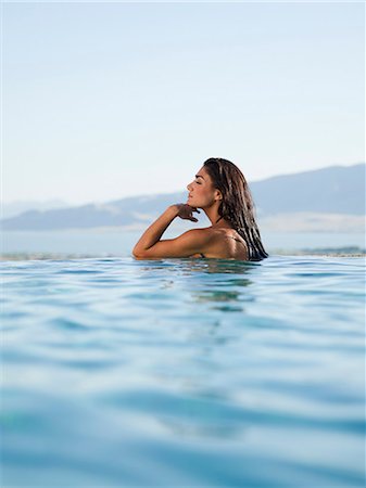 USA, Utah, Cedar Hills, woman swimming in lake Stock Photo - Premium Royalty-Free, Code: 640-08546077