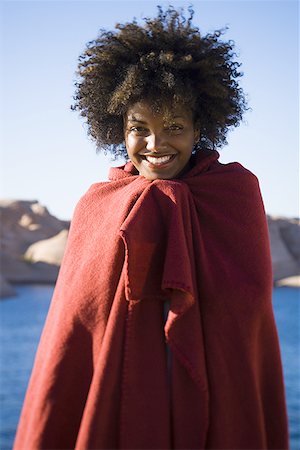 simsearch:640-01362740,k - Portrait of a young woman wrapped in a blanket Foto de stock - Sin royalties Premium, Código: 640-01356234