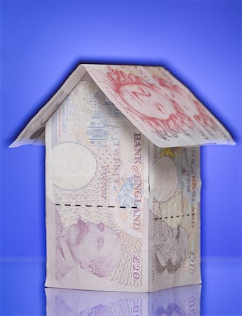 pound - House made of paper currency Foto de stock - Sin royalties Premium, Código: 640-01356776