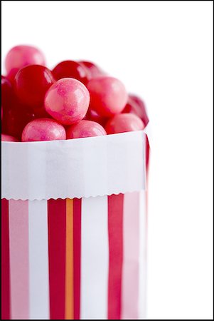 simsearch:640-01362854,k - Candy box with pink and red candies Stock Photo - Premium Royalty-Free, Code: 640-01358854